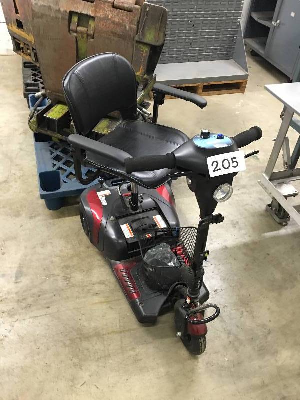 Powered scooter chair