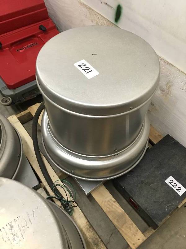 Powered roof vent ()