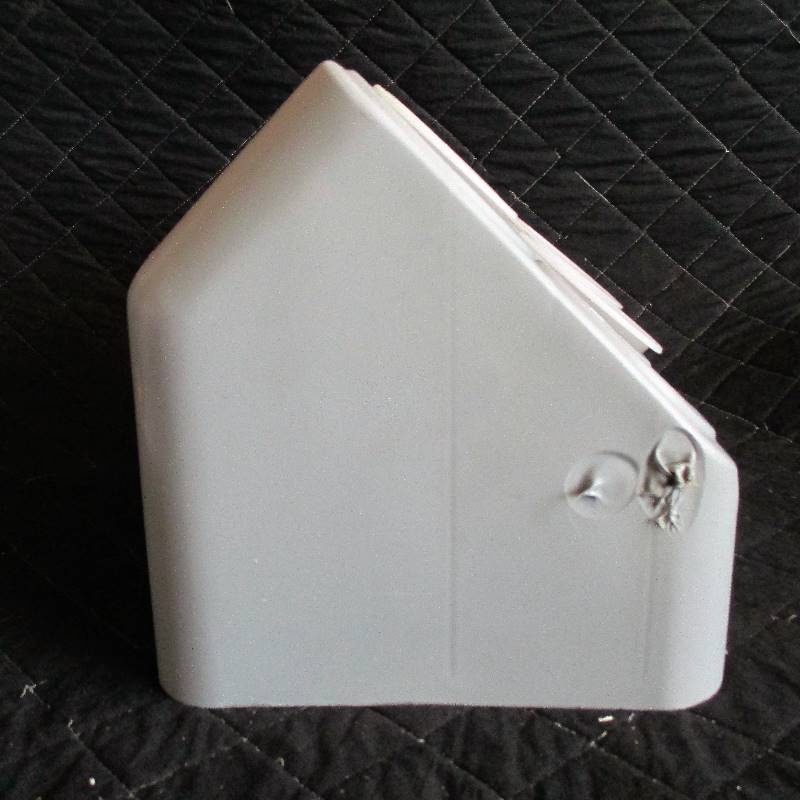 lot 104 image: SILVERWARE HOLDER