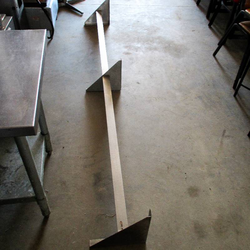 lot 19 image: POTS AND PANS RACK