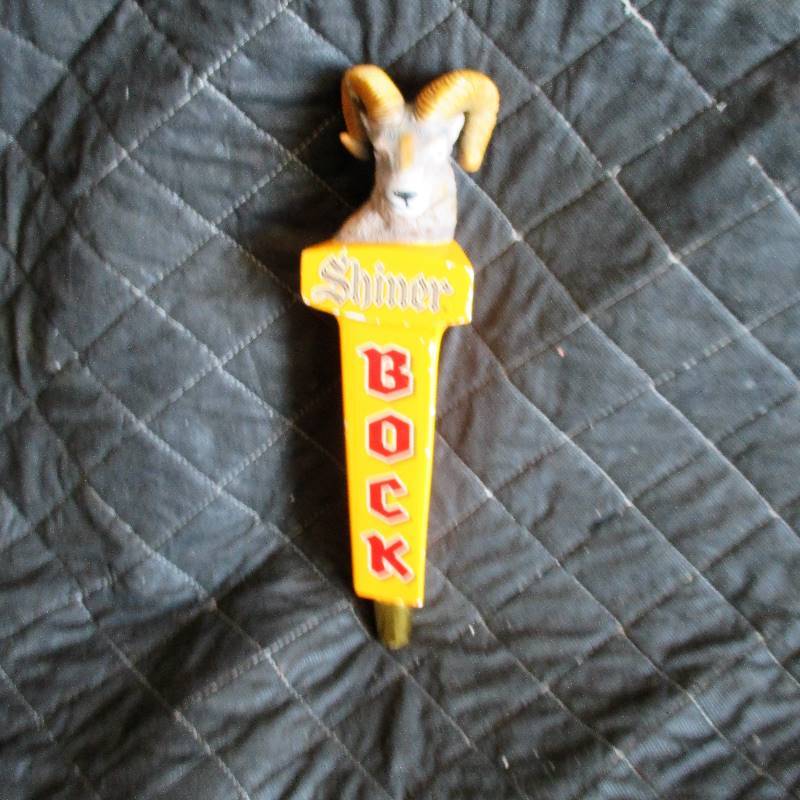 lot 15 image: BOCK KEG HANDLE