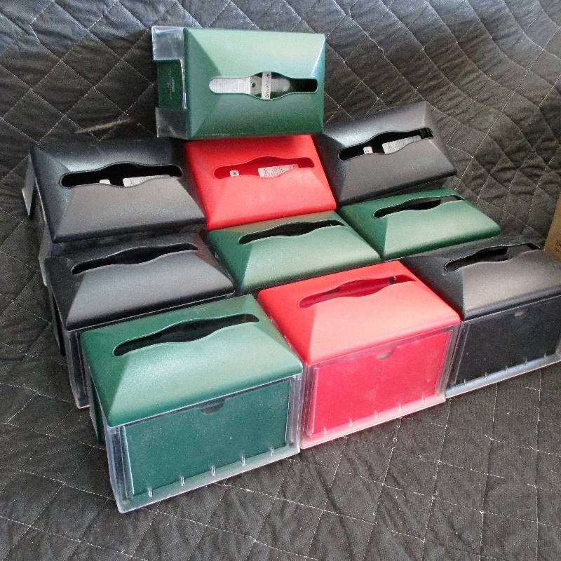 lot 32 image: NAPKIN HOLDER