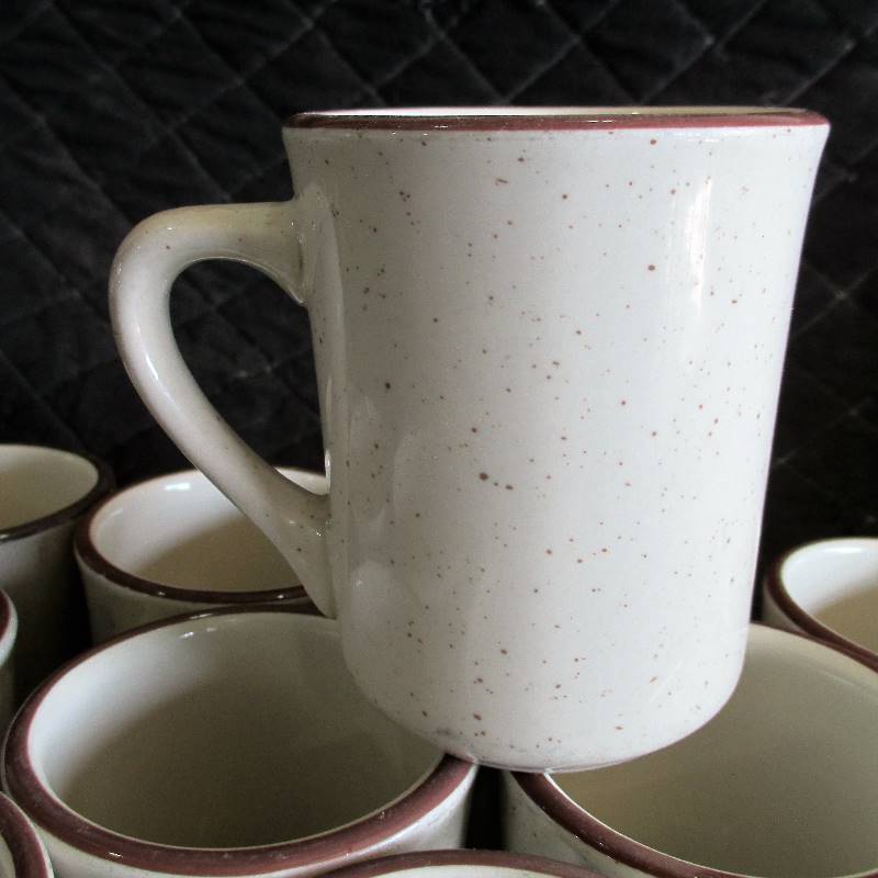 lot 42 image: CHINA COFFEE CUPS