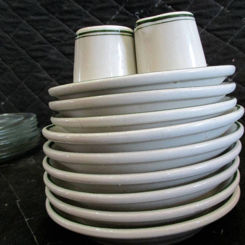 lot 53 image: COFFEE SAUCER PLATES