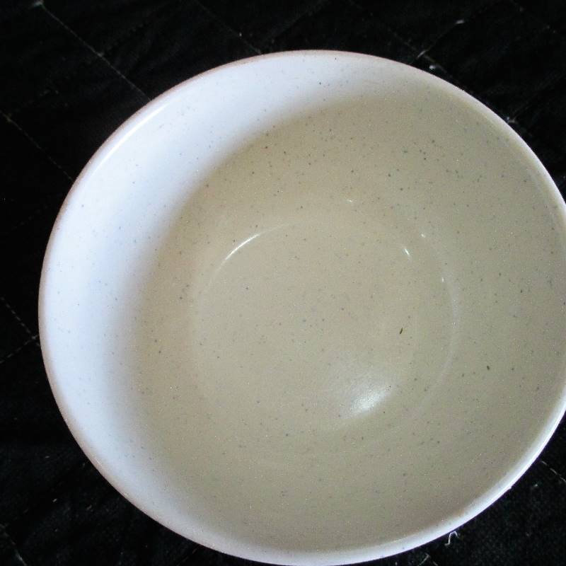 lot 62 image: 6- MELAMAC SMALL BOWLS