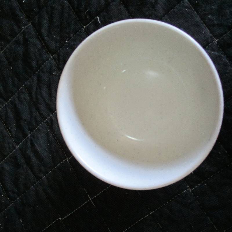 lot 63 image: 5- MELAMAC SMALL BOWLS