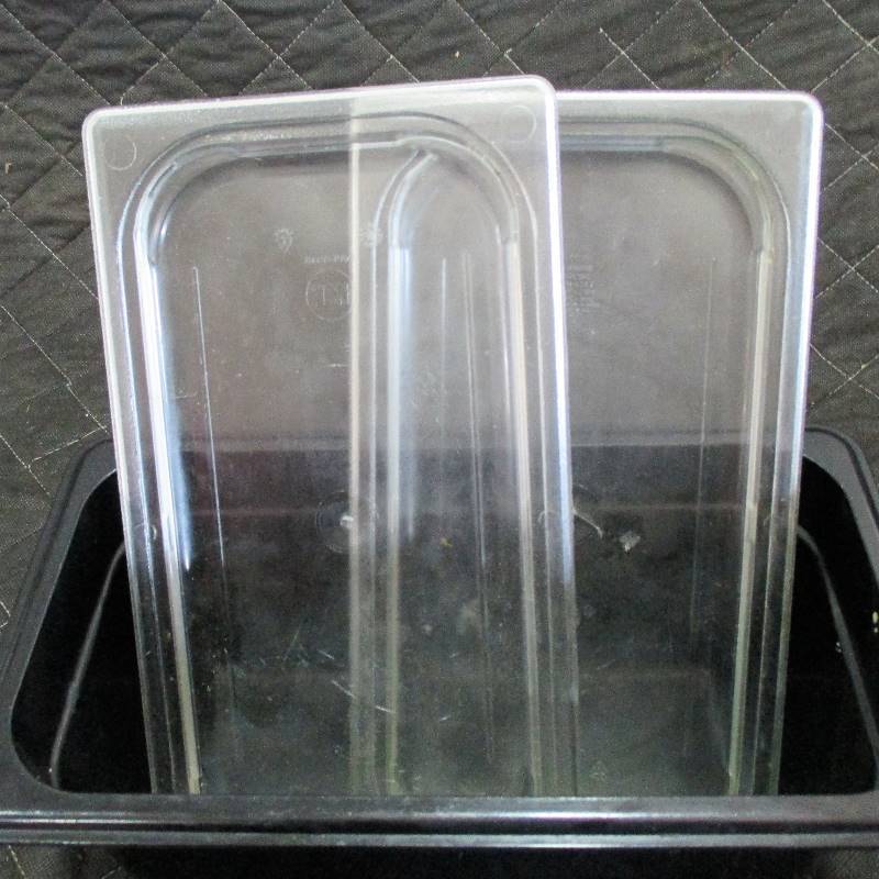 lot 71 image: 1- BLACK CONTAINER WITH 2 LIDS