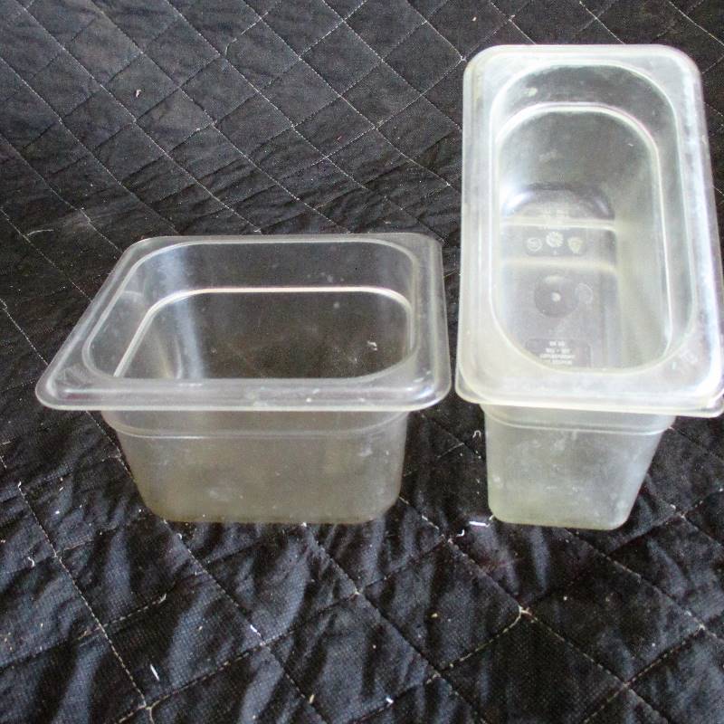 lot 72 image: 1- 1.62 QT AND 2- .9 QT CONTAINERS