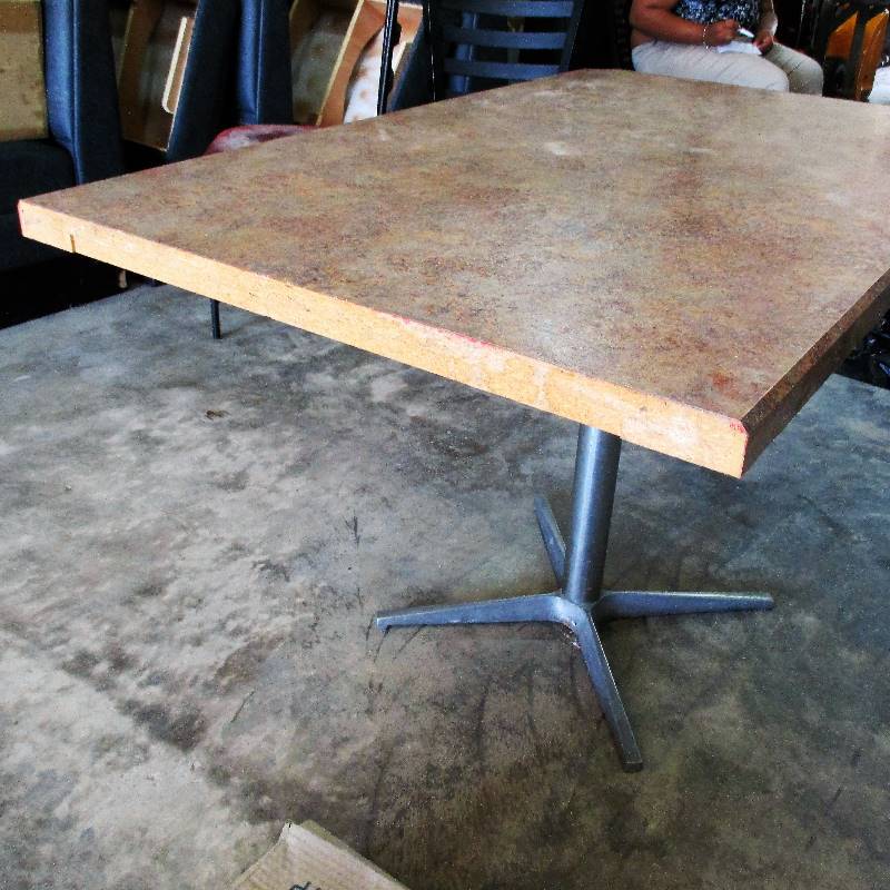 lot 52 image: BROWN BOOTH TABLE