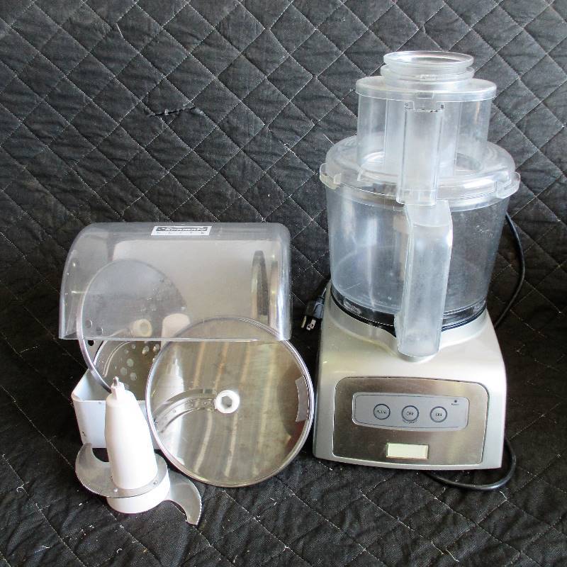 Pink processor elite cuisinart food