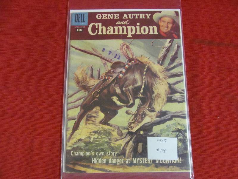 lot 7 image: Comic