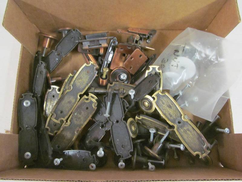 lot 90 image: hardware