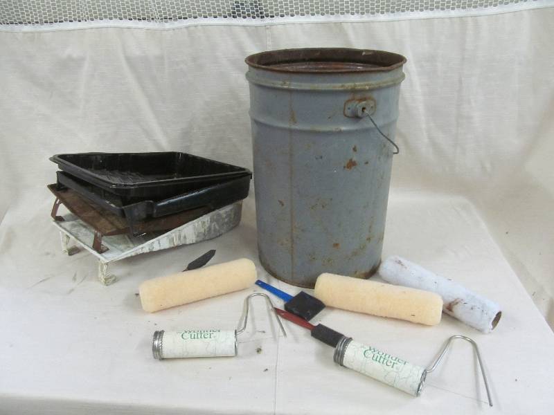 lot 92 image: paint trays, rollers brushes, scrapers