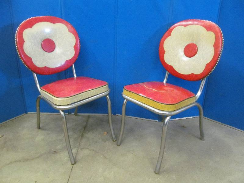 lot 200 image: Chairs