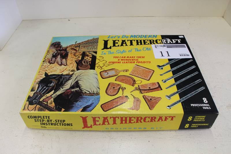 lot 11 image: Leathercraft Beginners Kit