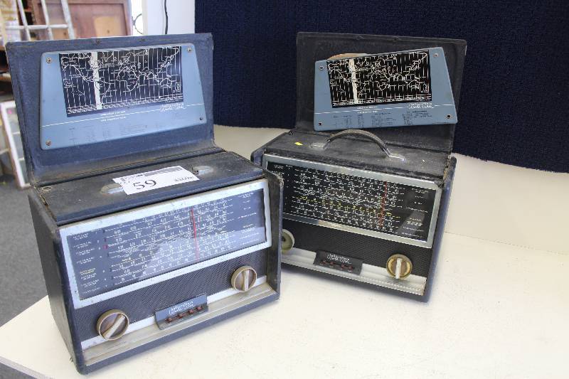 lot 59 image: Lot of (2) Halicrafters Vintage Short Wave Radio