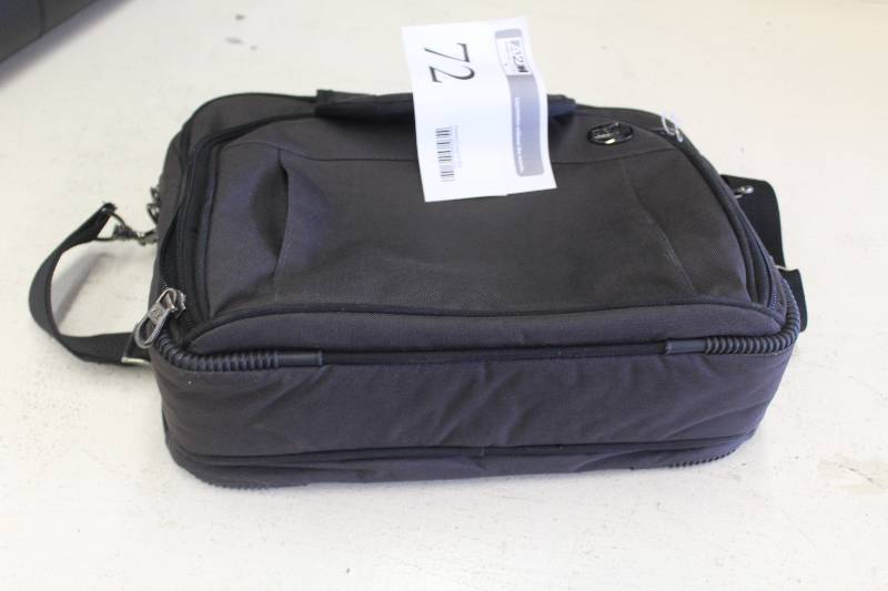lot 72 image: American Tourister Luggage Travel Bag