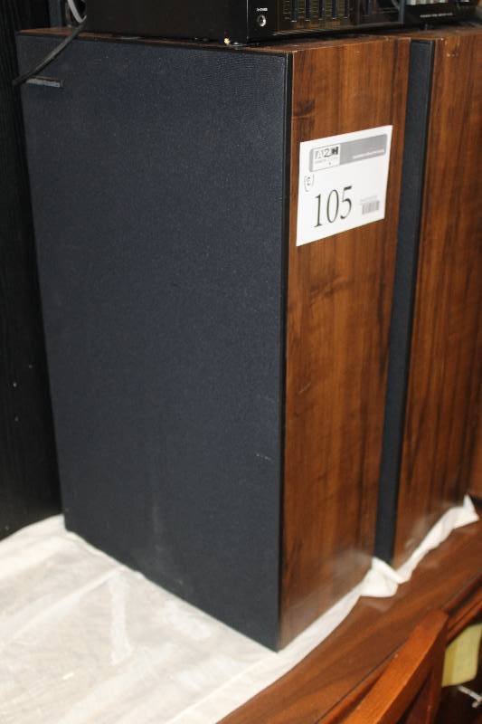 lot 105 image: Lot of (2) Boston Acoustics Floor Speakers