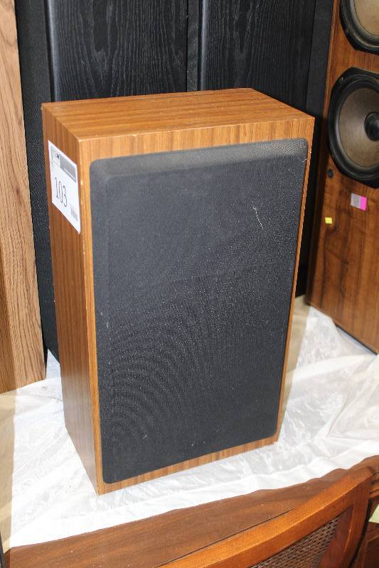 lot 103 image: Lot of (2) Floor Speakers