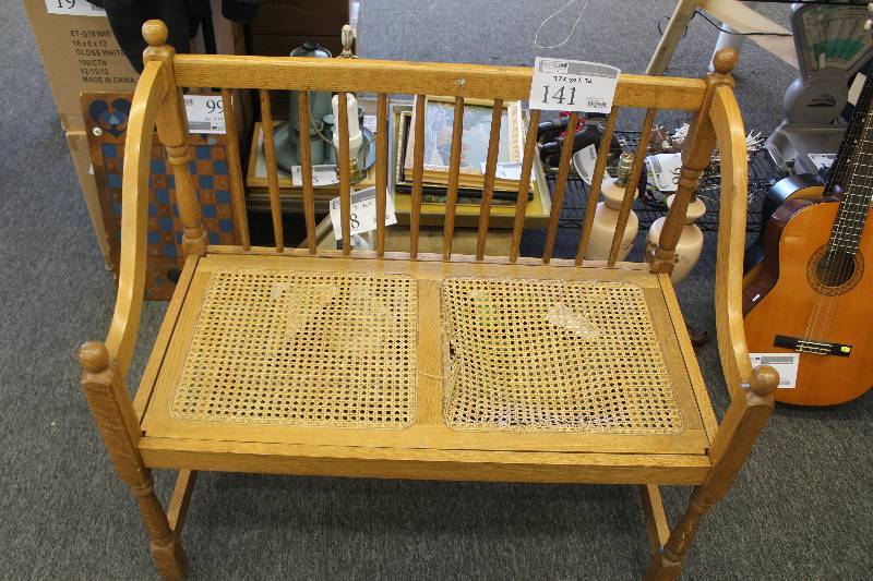 lot 141 image: Love Seat
