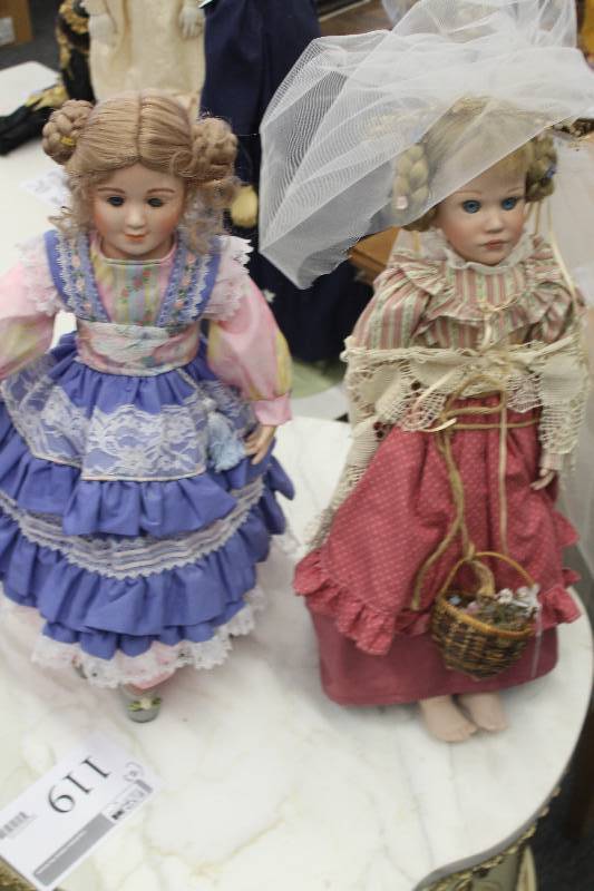 lot 119 image: Lot of (2) Dolls