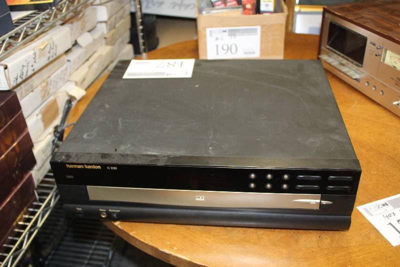 lot 187 image: HarmonKardon CD Player