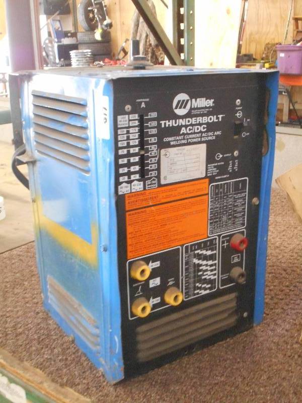 lot 48 image: Miller Thunderbolt ACDC Arc Weldin...
