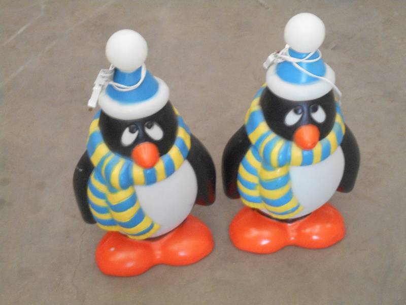lot 60 image: Pair Of 24 Lighted Plastic Penguin...