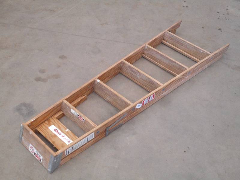 lot 73 image: Werner 6ft Wooden Step Ladder ...