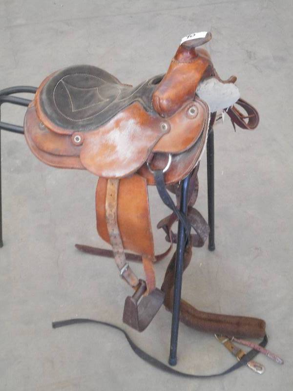 lot 90 image: JR. Leather Saddle ...