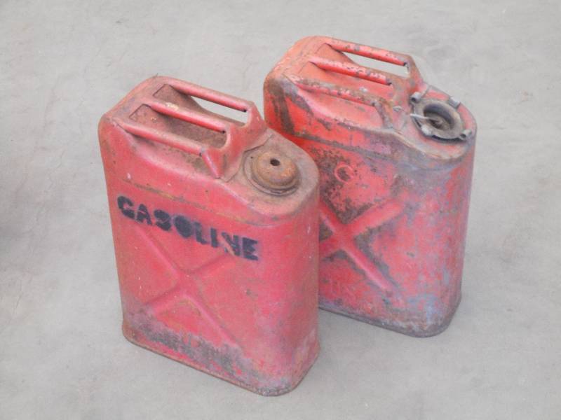 lot 99 image: (2) 5-Gallon Steel Jerry Cans ...