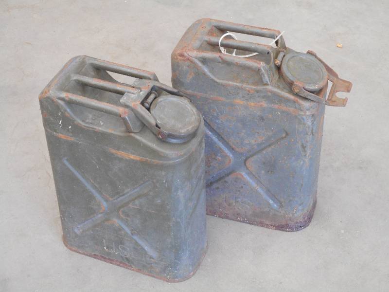 lot 100 image: (2) 5-Gallon Steel Jerry Cans ...