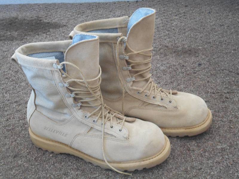 lot 105 image: Pair Of Unused Size M10.5 Bellevill...