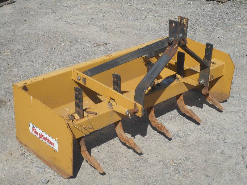 lot 8 image: King Cutter 5ft Three Point Box Plow