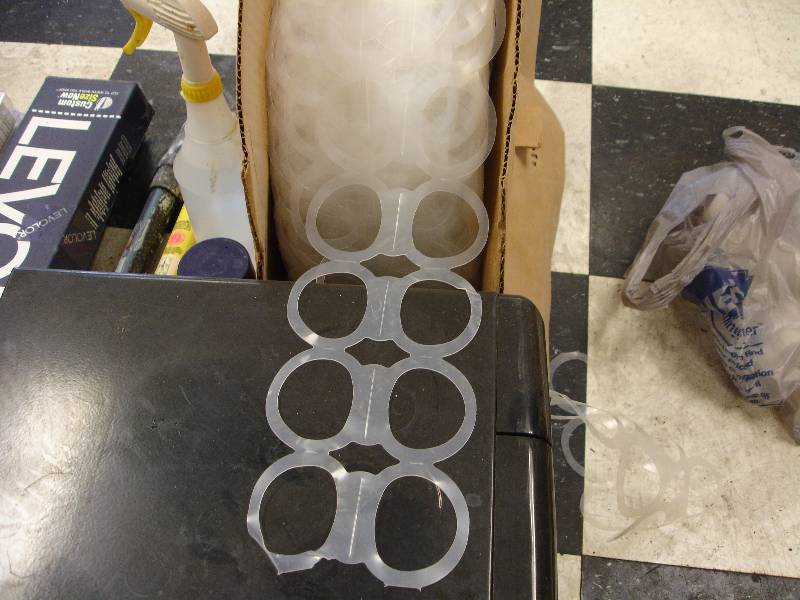 lot 12 image: Plastic Rings