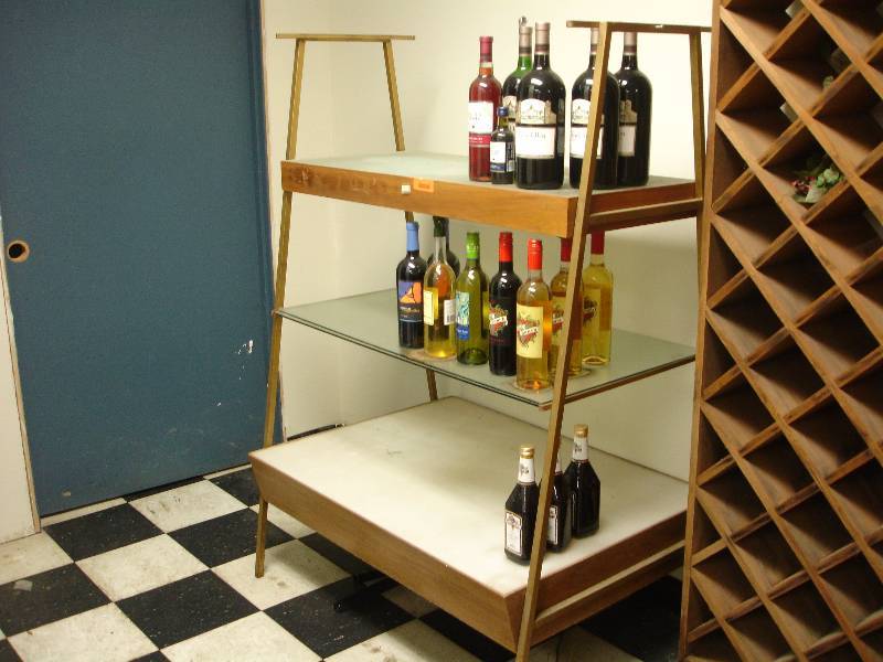 lot 24 image: Display Unit