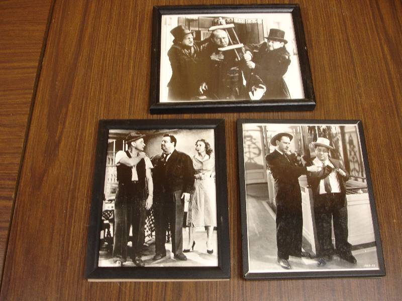lot 90 image: 3 Black and White photos