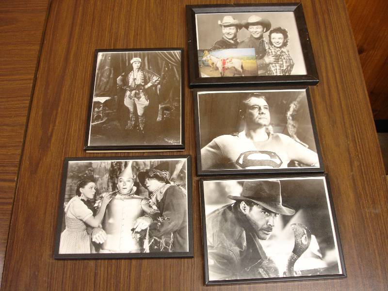 lot 92 image: 5 Black and White photos