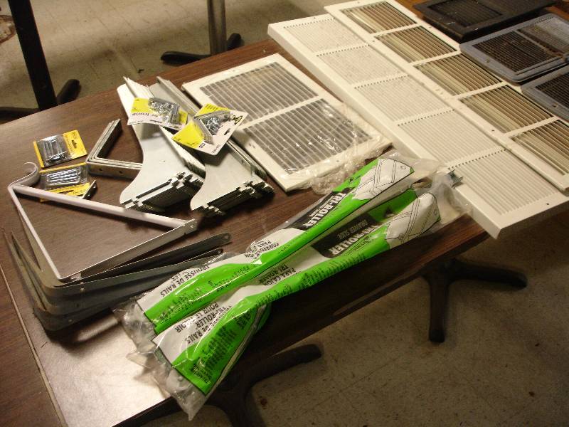 lot 104 image: Miscellaneous Items