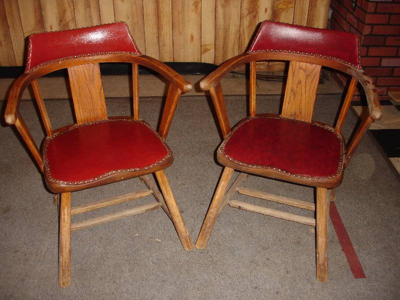 lot 127 image: Chairs