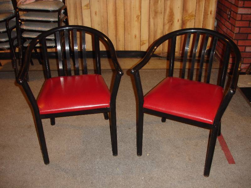 lot 140 image: Chairs
