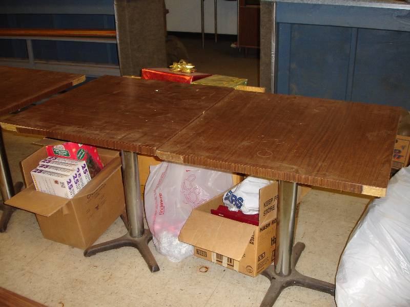 lot 172 image: Tables