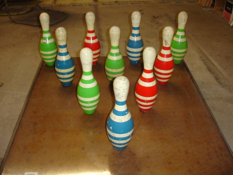 lot 203 image: Colored Bowling Pins