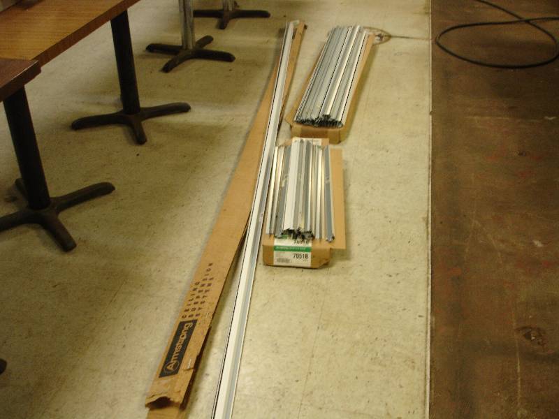 lot 211 image: Suspended Ceiling Mouldings