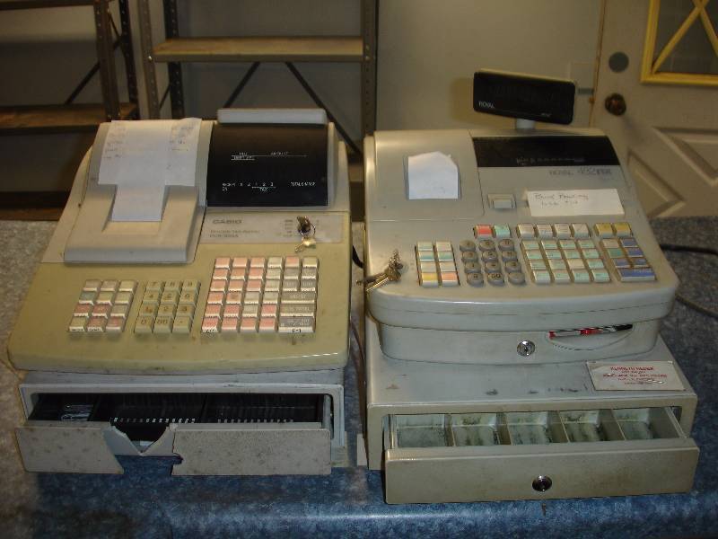 lot 222 image: Several Cash Registers