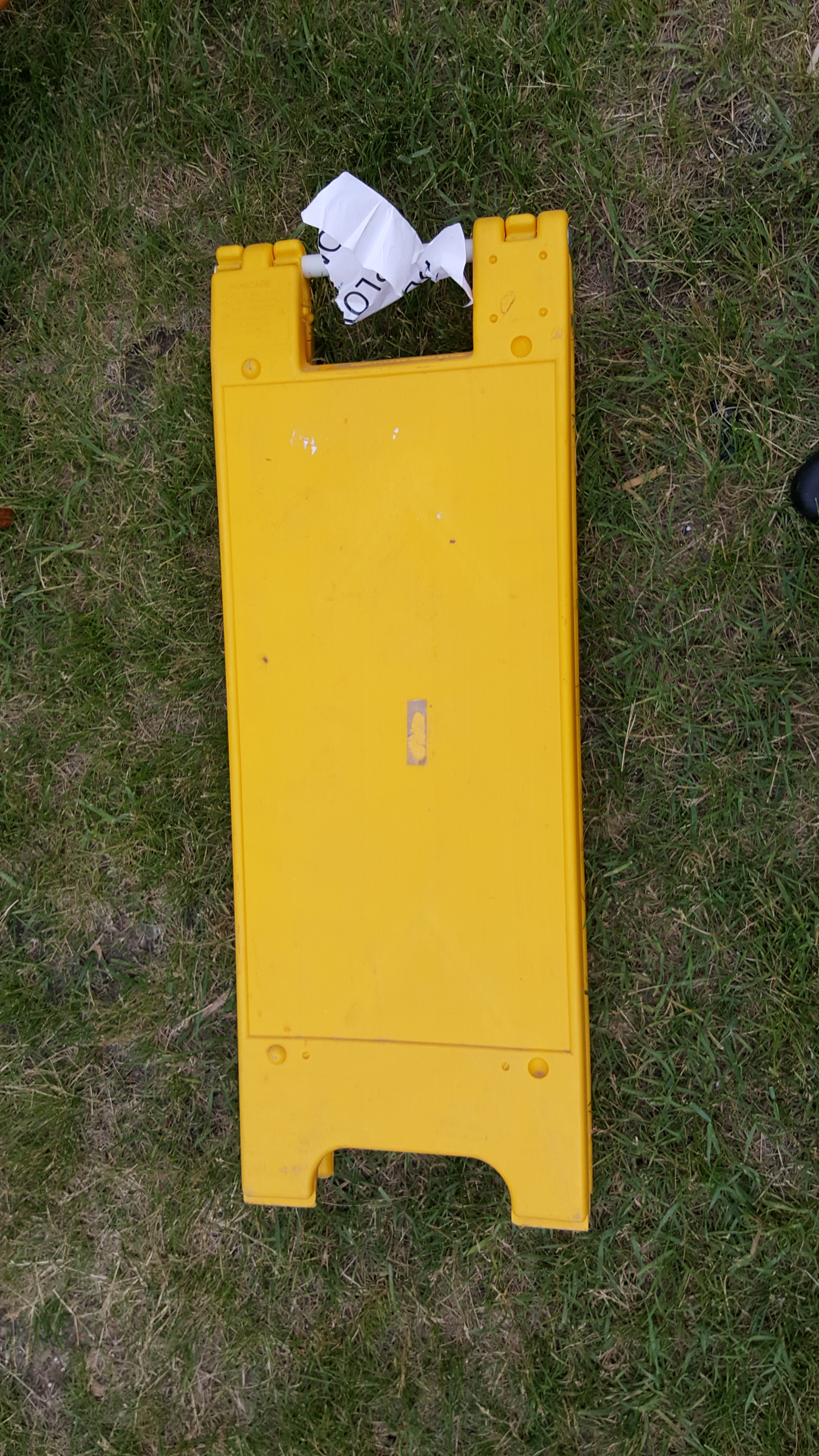 Yellow folding sign