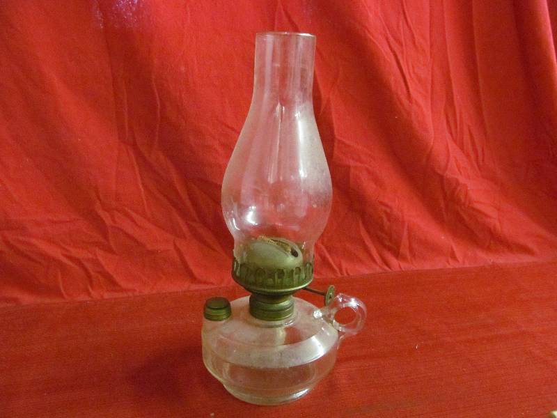 lot 11 image: Oil Lamp