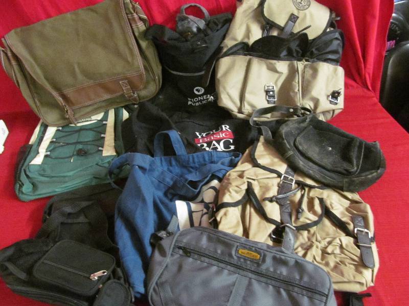 lot 51 image: Bags