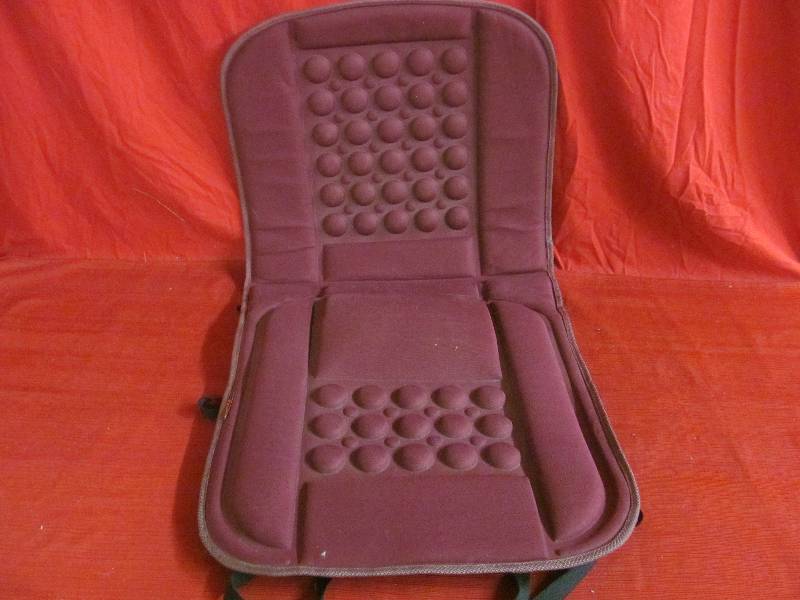 lot 75 image: Seat Cushion