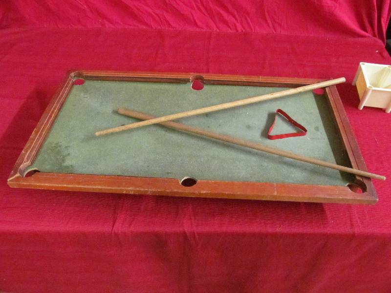 lot 77 image: Mini Pool Table